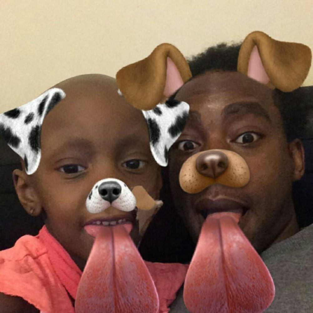 Meet your Posher, Dee